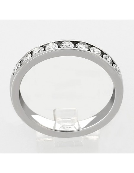 Alliance or et diamants Ambre. Demi tour serti rail diamants 0,66 carat - or 18 carats