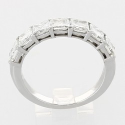 Alliance or et diamants Leonie, demi tour diamants princesse serti griffes 2,70 carats - or 18 carats 2