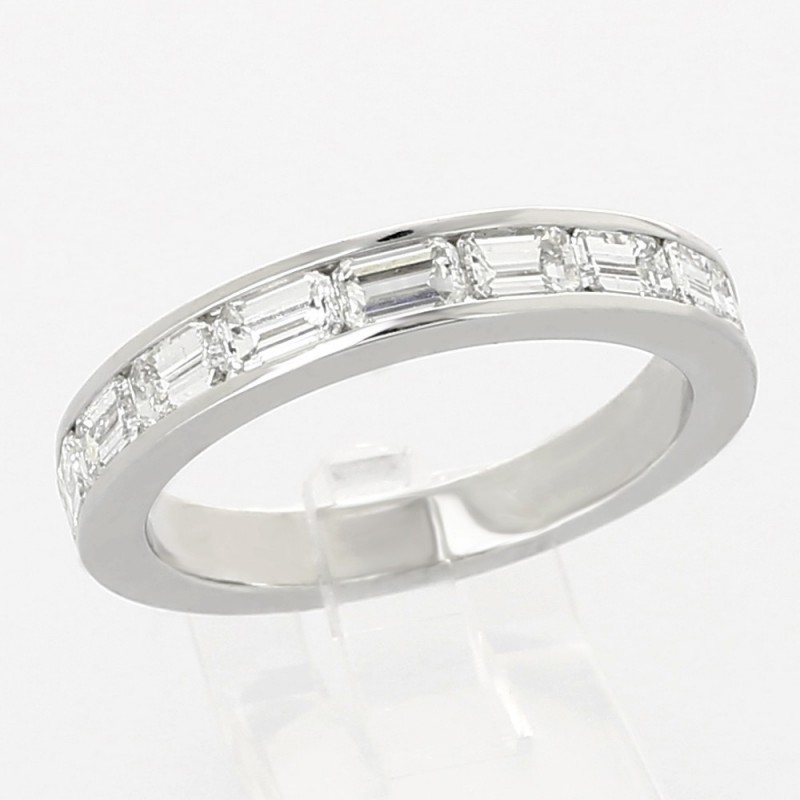 Alliance mariage demi tour diamants taille baguette serti rail 0,60 carat-or 18 carats