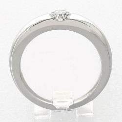 Solitaire or et diamant Solène. Modèle jonc avec un diamant 0,41 carat serti masse - or 18 carats 2