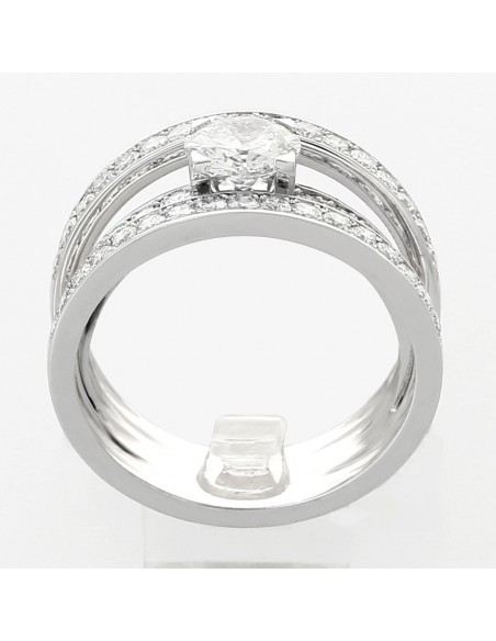 Bague or et diamants Johanna. 3 corps pavé de diamants avec un diamant central de 1,11 ct - or 18 carats