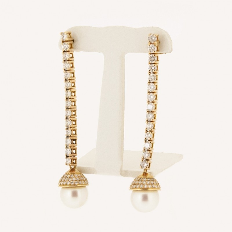 Boucles d'oreilles pendantes ornées de deux perles et pavées de diamants avec système alpas en or 18 carats