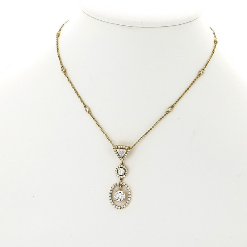 Pendentif collier femme diamant mobile avec entourage monté en pampille (poids total de 1,49 carat) - or 18 carats