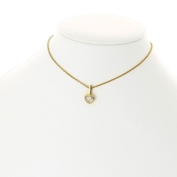 Collier pendentif coeur femme 1 diamant serti en clos pour un poids de 0,67 carat, avec bélière, en or 18 carats