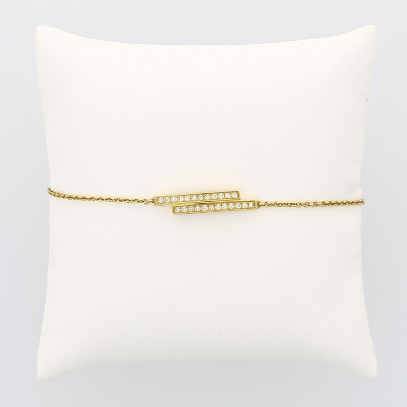 Bracelet femme double barrettes décalées serti de 24 diamants en grains pour un caratage total de 0,24 carat en or 18 carats 