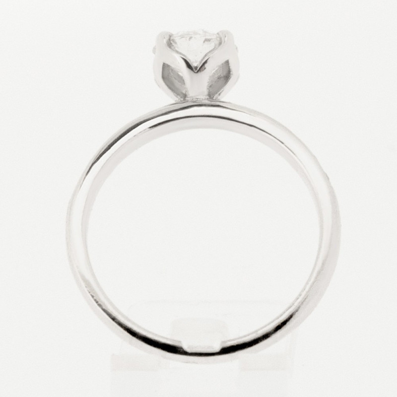 Solitaire or et diamants Ela. Diamant serti sur griffes en forme de pétales - or 18 carats