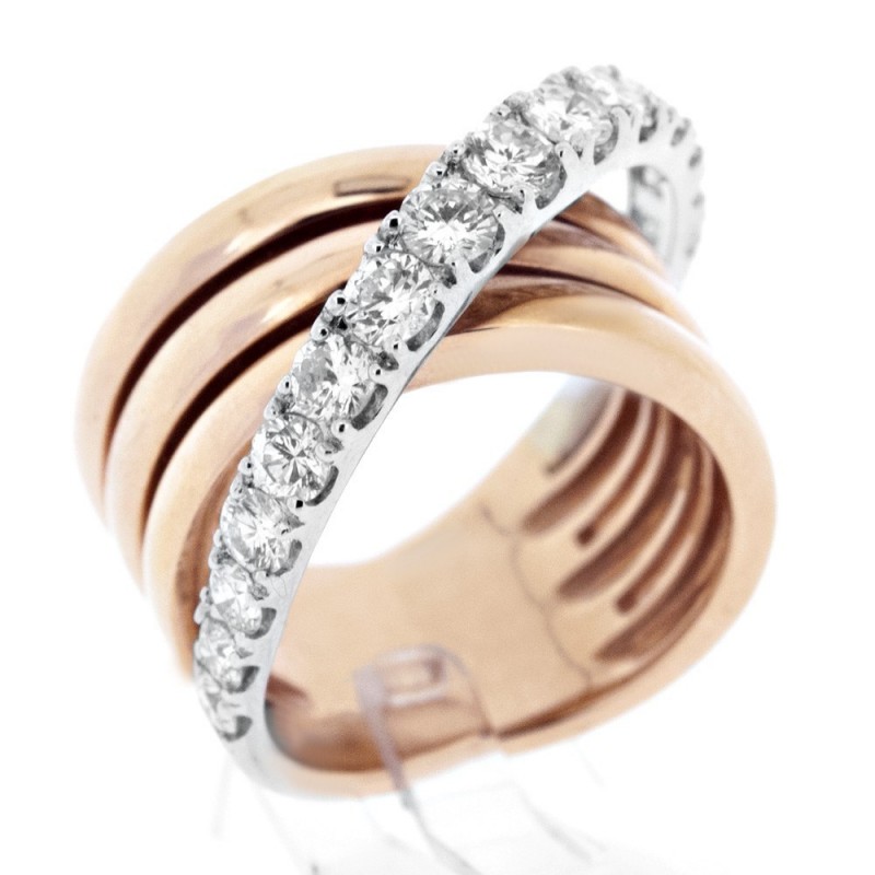 Bague large moderne à multiples anneaux dont un pavé de diamants sur griffes en or 18 carats 