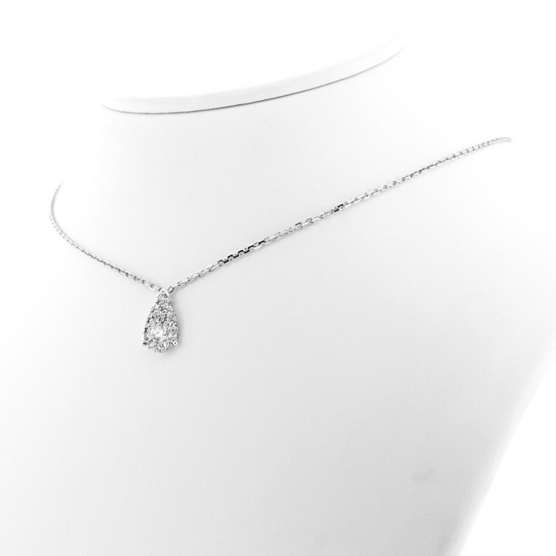 Pendentif en forme de poire serti de diamants en mini-griffes, or 18 carats