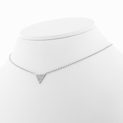 Collier pendentif avec motif triangle pavé de diamants pour 0,16 ct serti grains