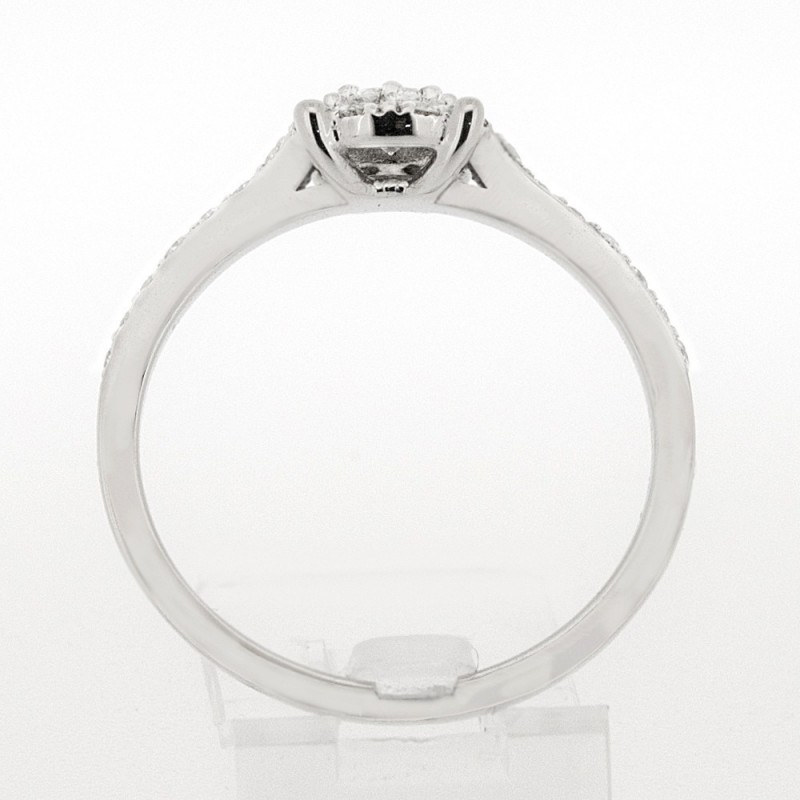 Solitaire illusion Léa GM. modèle pavé de 0,52 ct de diamants - or 18 carats