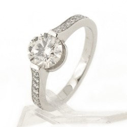 Solitaire or et diamants Dôme