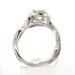 Solitaire or et diamants Caroline. torsade avec au centre un diamant rond et entourage diamants - or 18 carats 2