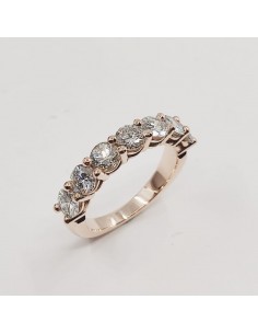 Alliance or et diamants Margot. Demi tour serti griffes avec 7 diamants pour 1,56 ct - or 18 carats.