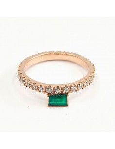 Bague émeraude et diamants Amazone . Tour complet avec émeraude en décalé  - or 18 carats. 2