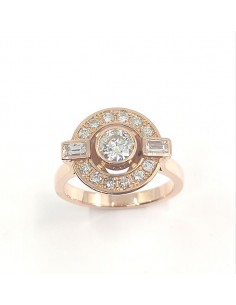 Bague Rosy. Solitaire à entourage absolument rétro - or 18 carats. 2