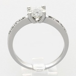 Solitaire or et diamants Venise. - or 18 carats. 2